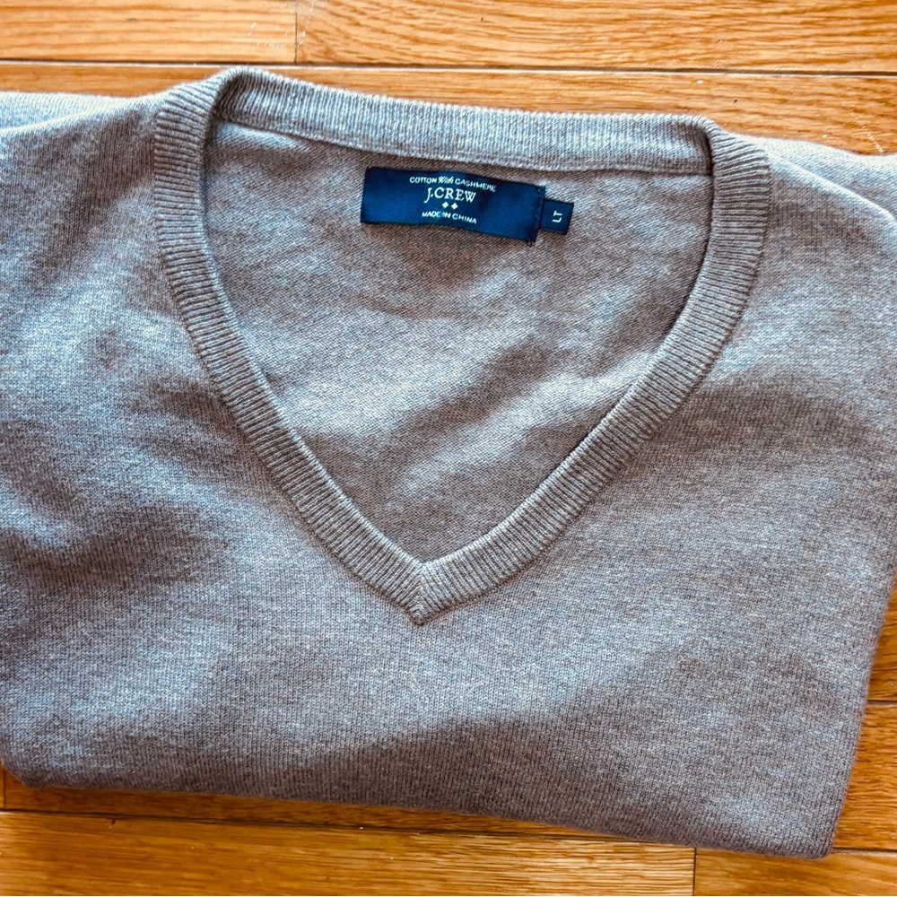 J‎ Crew V-neck cotton with cashmere men’s sweater size LT